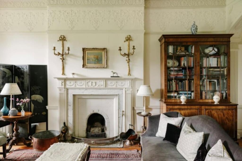 Cressy Hall - Historic Grade II Listed Manor, Gorgeous Topiary Garden Gosberton Екстер'єр фото