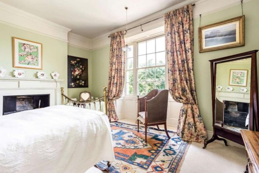 Cressy Hall - Historic Grade II Listed Manor, Gorgeous Topiary Garden Gosberton Екстер'єр фото